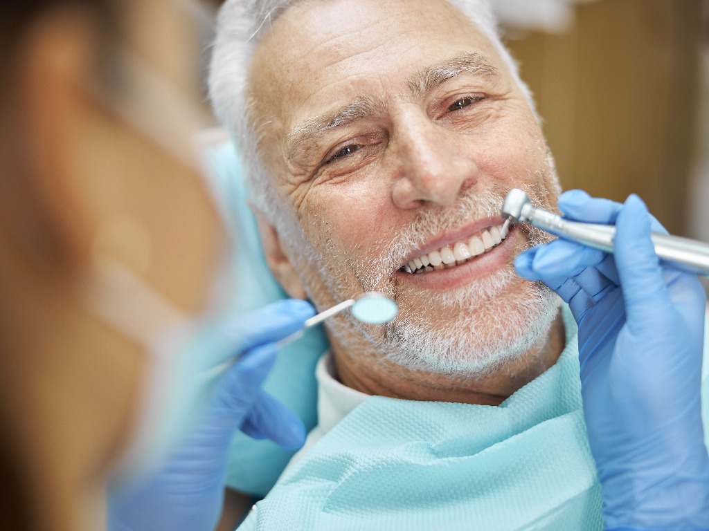 soins-dentaires-seniors.jpg